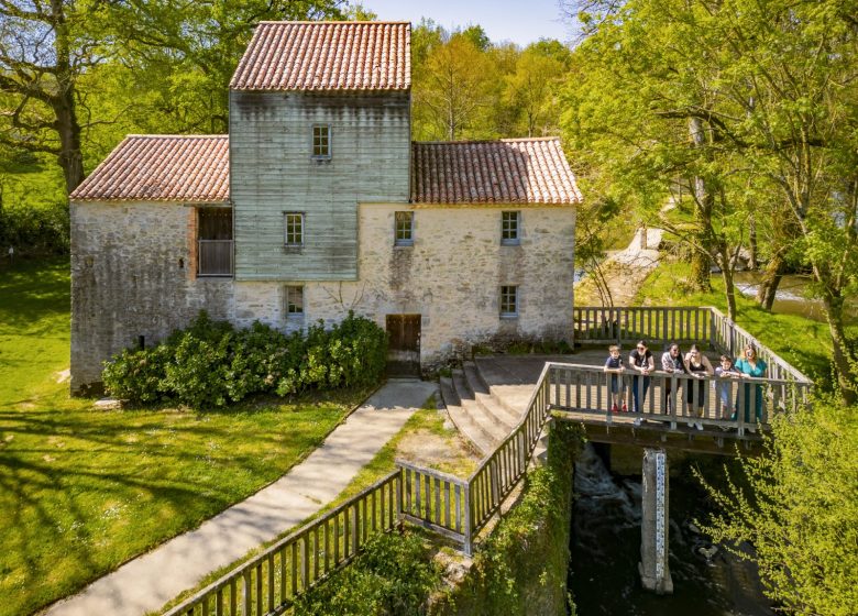 Expo photos commentée au Moulin de Rambourg
