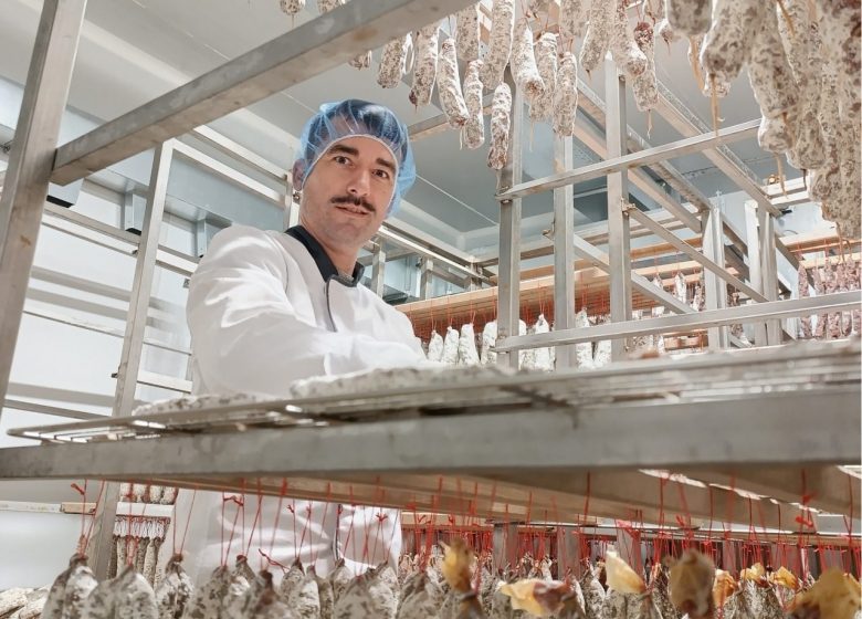 Atelier fabrication du saucisson