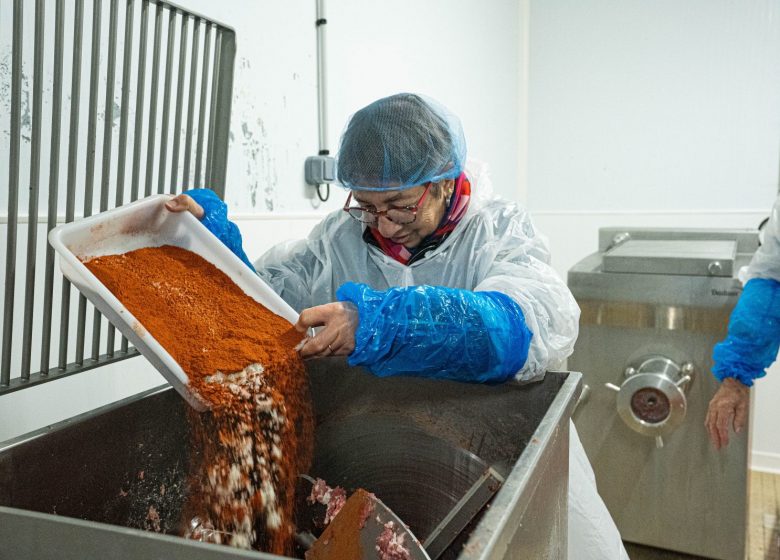 Atelier fabrication du saucisson