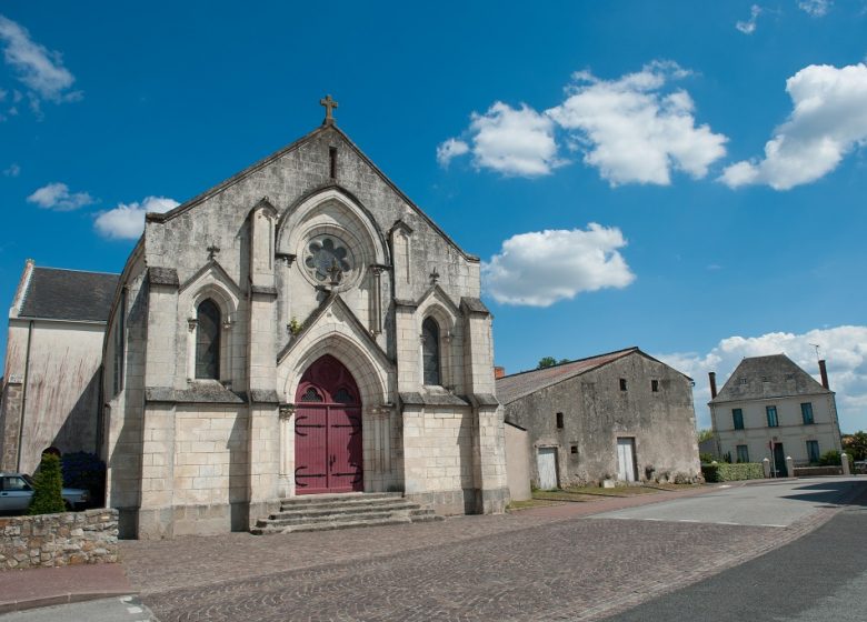 ÉGLISE SAINT PIERRE (LES CLOUZEAUX)