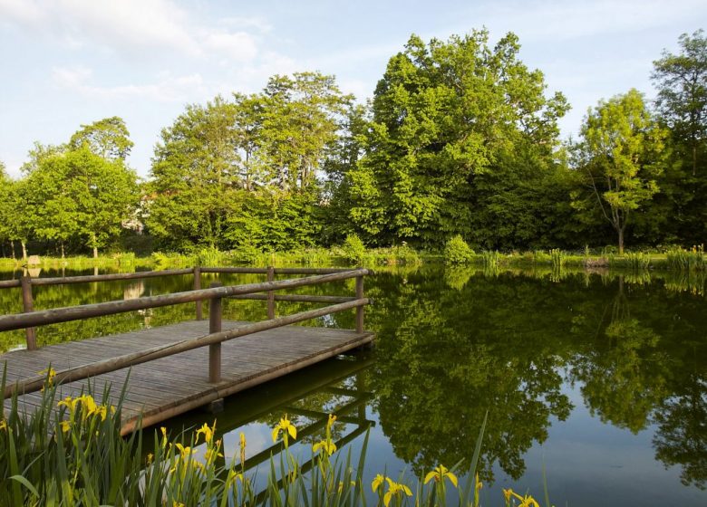 SIMONE MOLLET LEISURE AREA PICNIC AREA