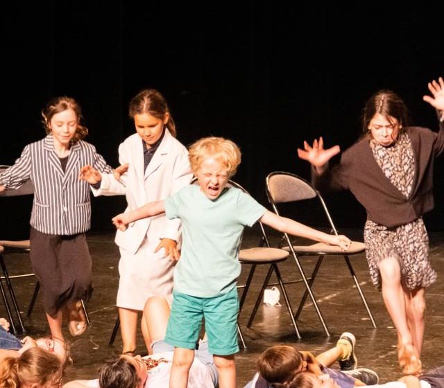 Les Z&rsquo;Ateliers en Scène au Théâtre