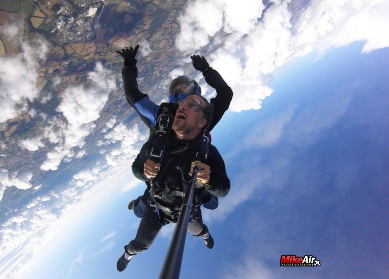 Mike Air Parachutisme