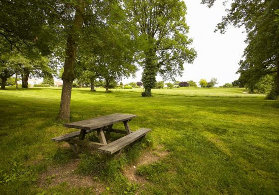 Aire de pique-nique du val d’Ornay